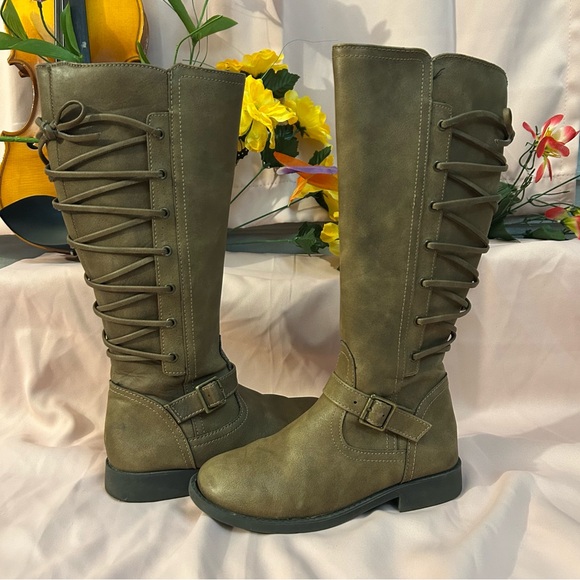 SO Other - Girls knee high lace up boots